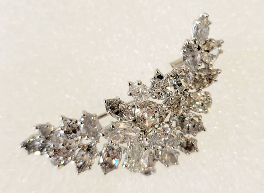 ジェイギャラリーオズのその他（ブローチ・ティアラ・宝石など）商品